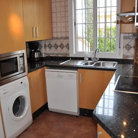 Canela With Heated Pool, Piscina Climatizada Villa